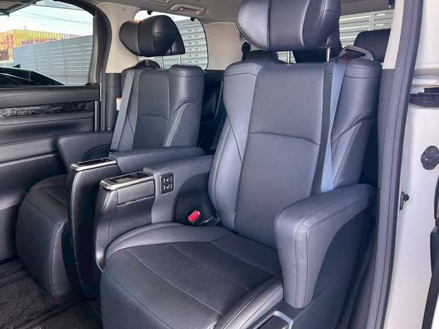 トヨタ アルファード ２．５ Ｓ Ｃパッケージ R2年 (東海) 99