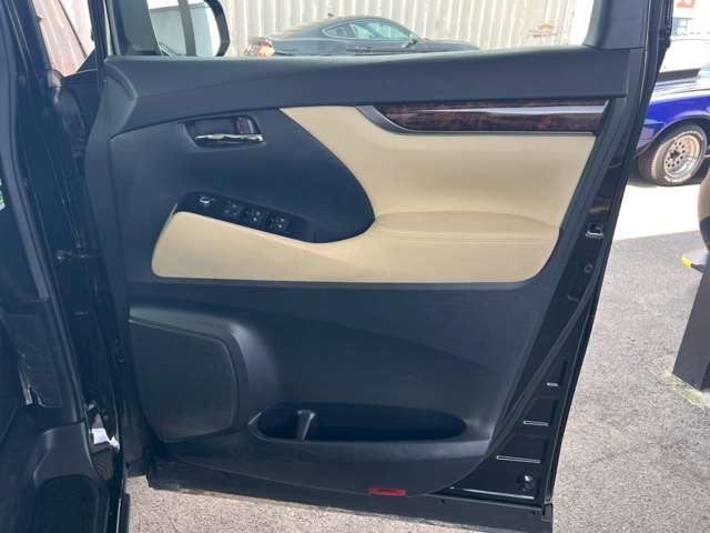 トヨタ アルファード ２．５ Ｘ R1年 (東海) 99