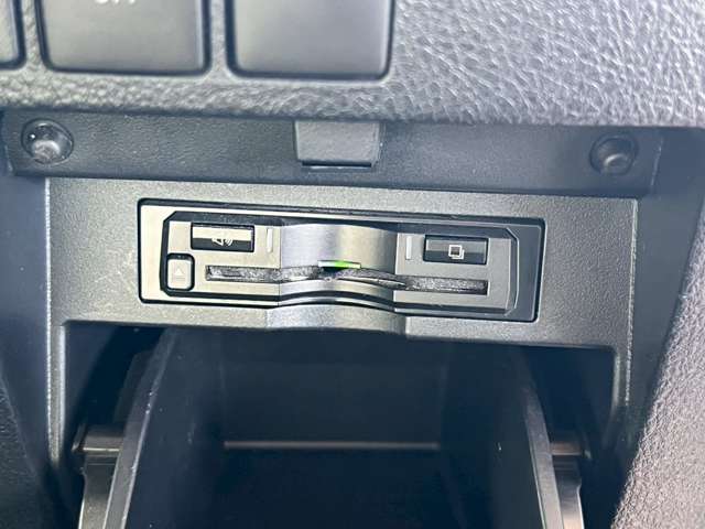 トヨタ アルファード ２．５ Ｘ R1年 (東海) 99