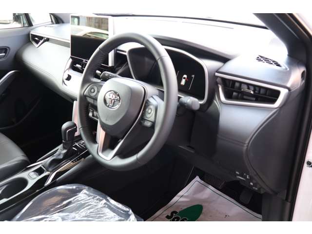 トヨタ カローラクロス　ハイブリッド １．８ ハイブリッド Ｚ R7年 (東海) 99