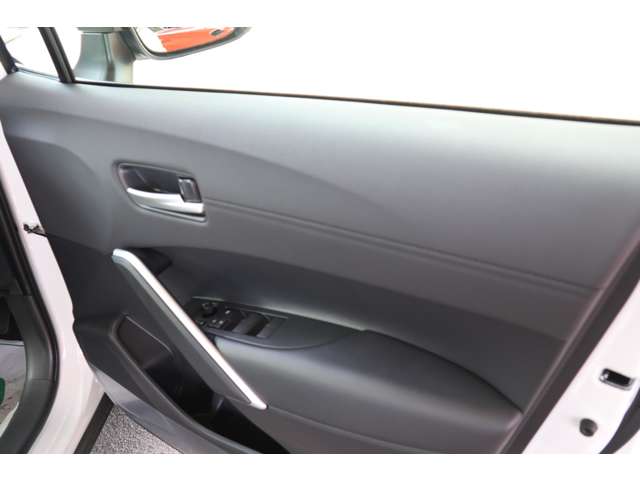 トヨタ カローラクロス　ハイブリッド １．８ ハイブリッド Ｚ R7年 (東海) 99