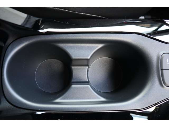 トヨタ カローラクロス　ハイブリッド １．８ ハイブリッド Ｚ R7年 (東海) 99