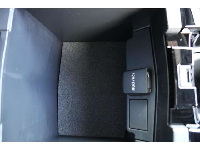 トヨタ カローラクロス　ハイブリッド １．８ ハイブリッド Ｚ R7年 (東海) 99