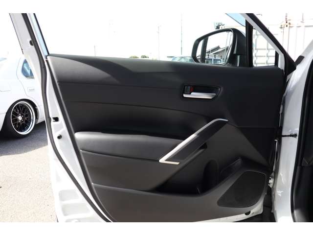 トヨタ カローラクロス　ハイブリッド １．８ ハイブリッド Ｚ R7年 (東海) 99