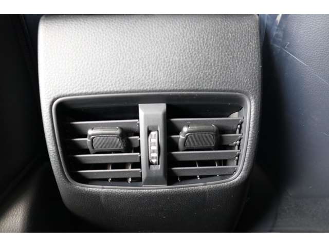 トヨタ カローラクロス　ハイブリッド １．８ ハイブリッド Ｚ R7年 (東海) 99