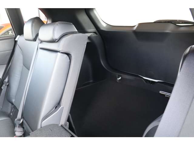 トヨタ カローラクロス　ハイブリッド １．８ ハイブリッド Ｚ R7年 (東海) 99