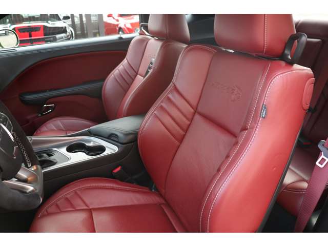 ダッジ チャレンジャー ＳＲＴ ヘルキャット R4年 (東海) 99