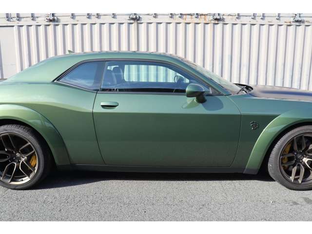 ダッジ チャレンジャー ＳＲＴ ヘルキャット R4年 (東海) 99