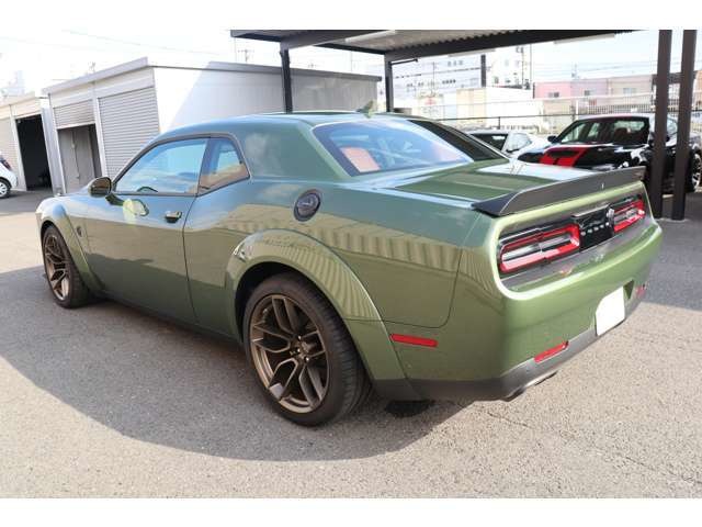 ダッジ チャレンジャー ＳＲＴ ヘルキャット R4年 (東海) 99