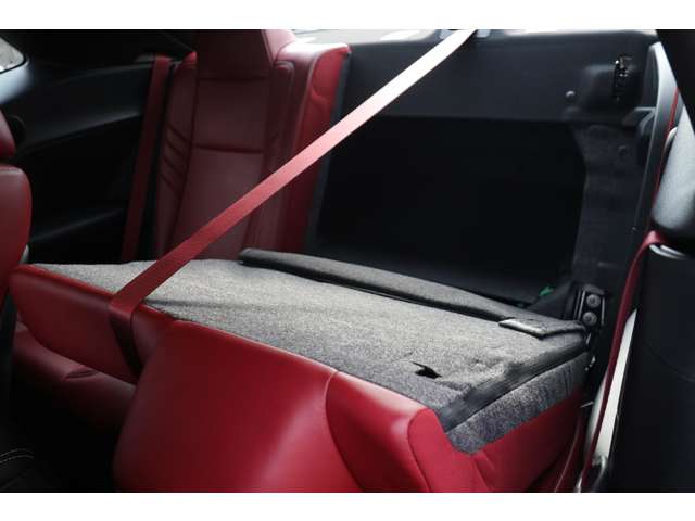 ダッジ チャレンジャー ＳＲＴ ヘルキャット R4年 (東海) 99