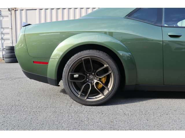 ダッジ チャレンジャー ＳＲＴ ヘルキャット R4年 (東海) 99