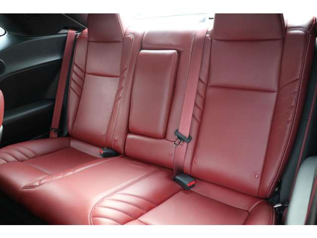 ダッジ チャレンジャー ＳＲＴ ヘルキャット R4年 (東海) 99