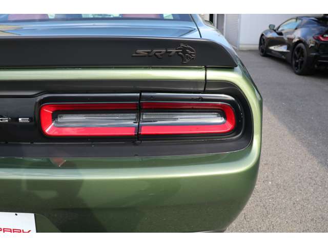 ダッジ チャレンジャー ＳＲＴ ヘルキャット R4年 (東海) 99