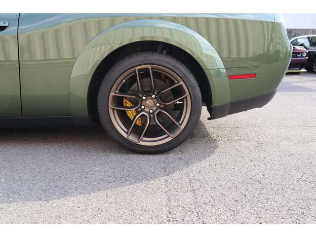 ダッジ チャレンジャー ＳＲＴ ヘルキャット R4年 (東海) 99