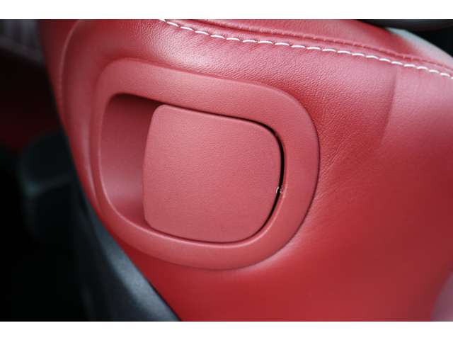 ダッジ チャレンジャー ＳＲＴ ヘルキャット R4年 (東海) 99