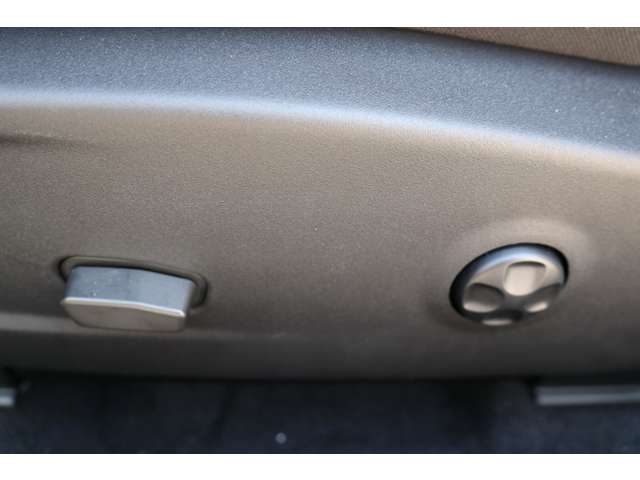 ダッジ チャレンジャー ＳＲＴ ヘルキャット R5年 (東海) 99