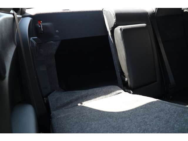 ダッジ チャレンジャー ＳＲＴ ヘルキャット R5年 (東海) 99