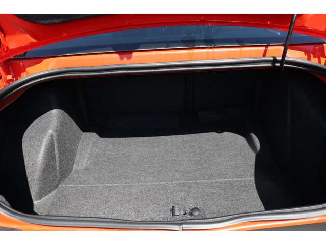 ダッジ チャレンジャー ＳＲＴ ヘルキャット R5年 (東海) 99