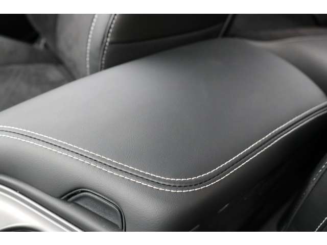 ダッジ チャレンジャー ＳＲＴ ヘルキャット R5年 (東海) 99