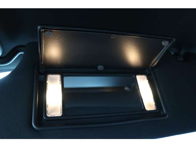 ダッジ チャレンジャー ＳＲＴ ヘルキャット R5年 (東海) 99