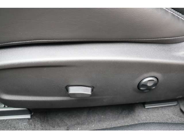 ダッジ チャレンジャー ＳＲＴ ヘルキャット R5年 (東海) 99