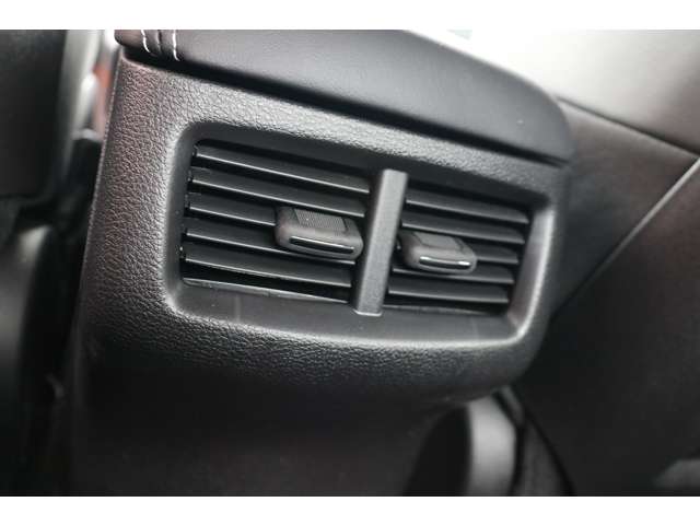 ダッジ チャレンジャー ＳＲＴ ヘルキャット R5年 (東海) 99