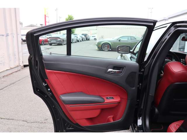 ダッジ チャージャー ＳＲＴジェイルブレイク R5年 (東海) 99