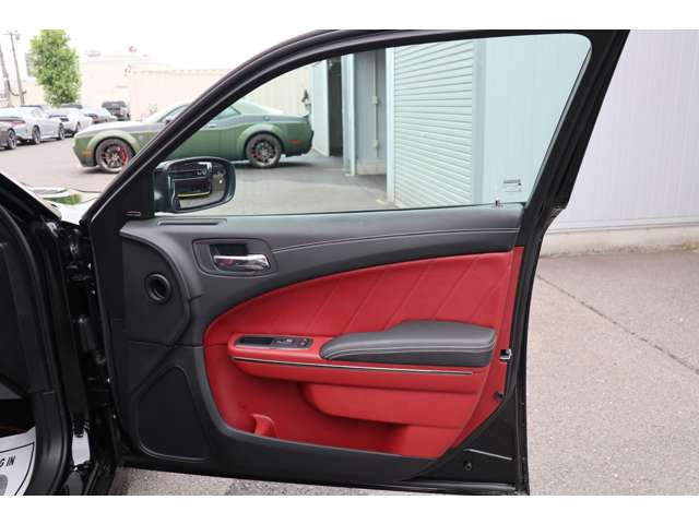 ダッジ チャージャー ＳＲＴジェイルブレイク R5年 (東海) 99