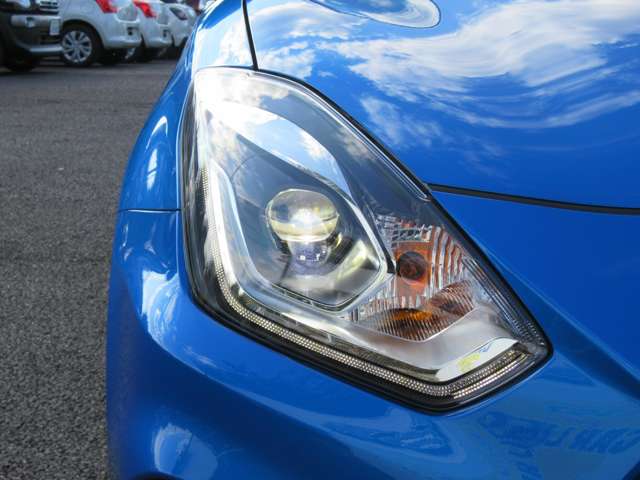 スズキ スイフト スポーツ １．４ スズキセーフティサポート非装着車 R4年 (関東) 99