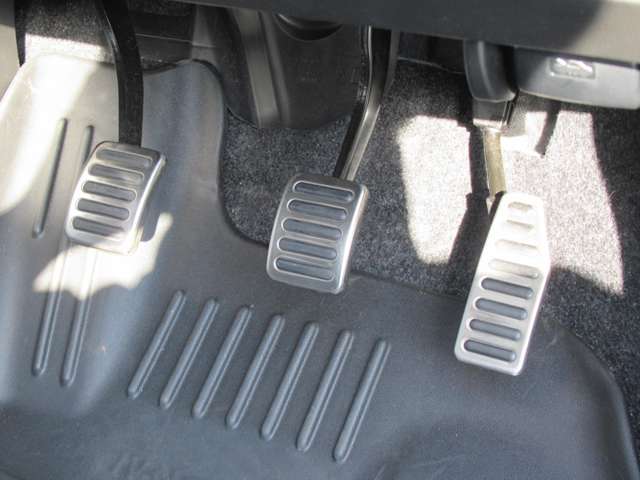 スズキ スイフト スポーツ １．４ スズキセーフティサポート非装着車 R4年 (関東) 99