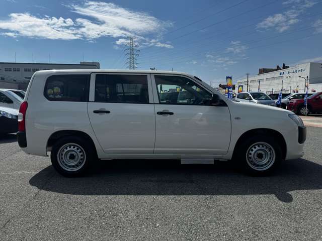 トヨタ プロボックスバン　ハイブリッド ハイブリッド １．５ ＧＸ R7年 (九州・沖縄) 99