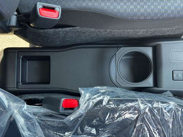 トヨタ プロボックスバン　ハイブリッド ハイブリッド １．５ ＧＸ R7年 (九州・沖縄) 99