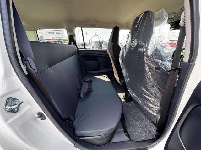 トヨタ プロボックスバン　ハイブリッド ハイブリッド １．５ ＧＸ R7年 (九州・沖縄) 99