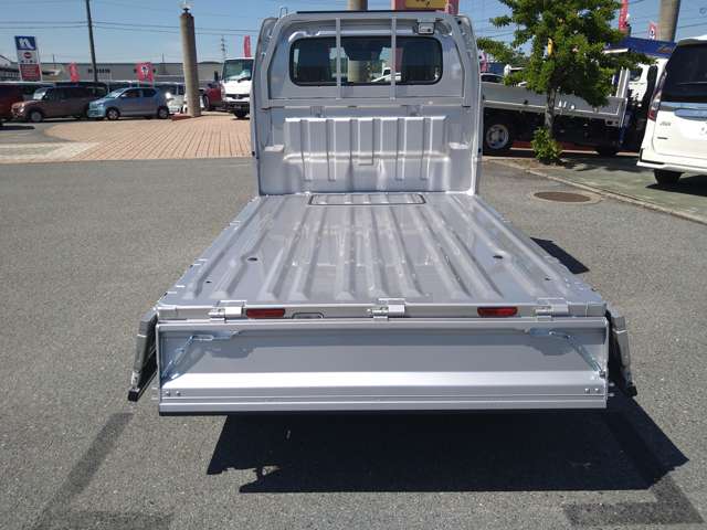 スズキ キャリイトラック ６６０ ＫＣエアコン・パワステ農繁 ３方開 ４ＷＤ R6年 (九州・沖縄) 99