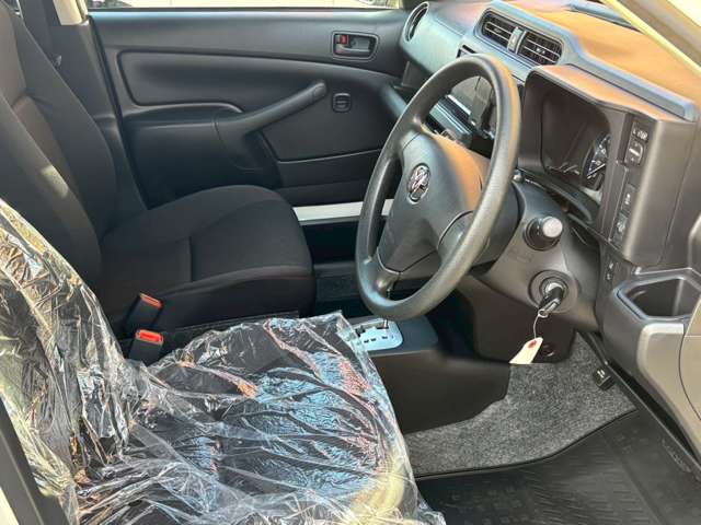 トヨタ プロボックスバン　ハイブリッド ハイブリッド １．５ Ｆ R7年 (関東) 99