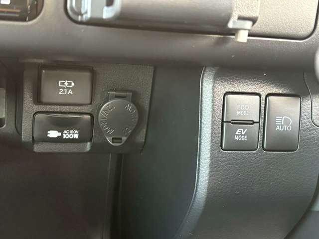 トヨタ プロボックスバン　ハイブリッド ハイブリッド １．５ Ｆ R7年 (関東) 99