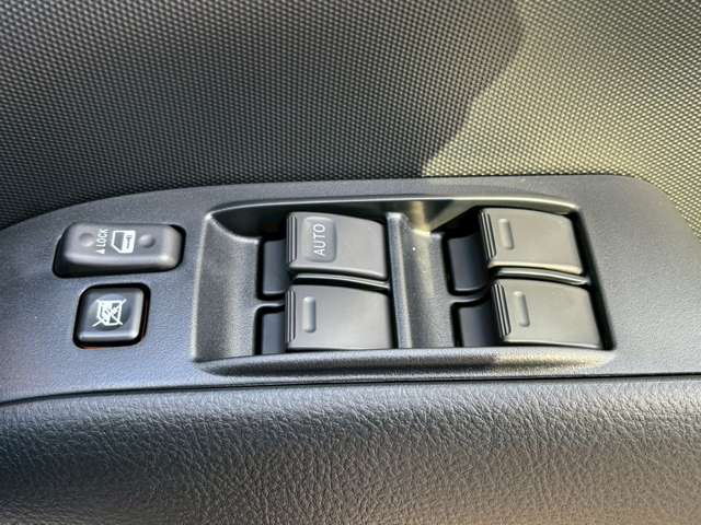 トヨタ プロボックスバン　ハイブリッド ハイブリッド １．５ Ｆ R7年 (関東) 99