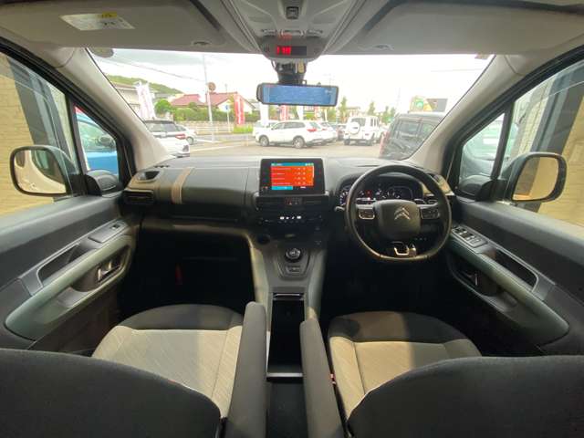 シトロエン ベルランゴ シャイン ＸＴＲパック ディーゼルターボ R3年 (九州・沖縄) 99