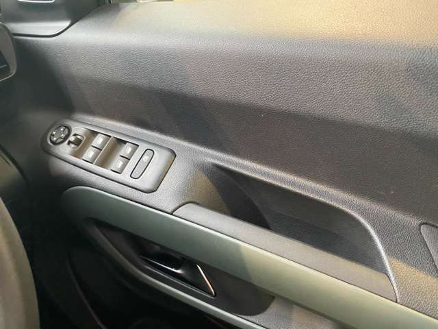 シトロエン ベルランゴ シャイン ＸＴＲパック ディーゼルターボ R3年 (九州・沖縄) 99