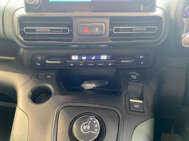 シトロエン ベルランゴ シャイン ＸＴＲパック ディーゼルターボ R3年 (九州・沖縄) 99