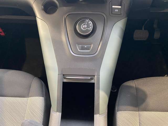 シトロエン ベルランゴ シャイン ＸＴＲパック ディーゼルターボ R3年 (九州・沖縄) 99