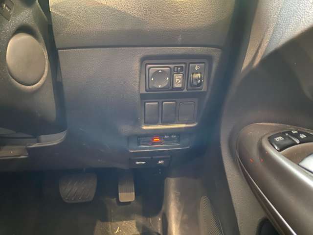 日産 ジューク １．５ １５ＲＸ タイプＶ H26年 (九州・沖縄) 99