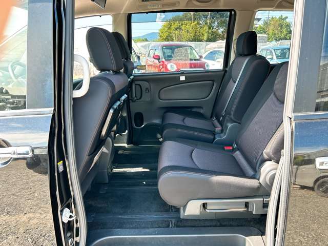 日産 セレナ ２．０ ハイウェイスター Ｓ－ＨＹＢＲＩＤ H25年 (九州・沖縄) 99