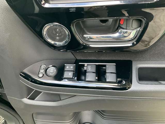 ホンダ Ｎ　ＢＯＸ カスタム ６６０ Ｌ R4年 (東北) 99