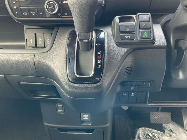 ホンダ Ｎ　ＢＯＸ カスタム ６６０ Ｌ R4年 (東北) 99