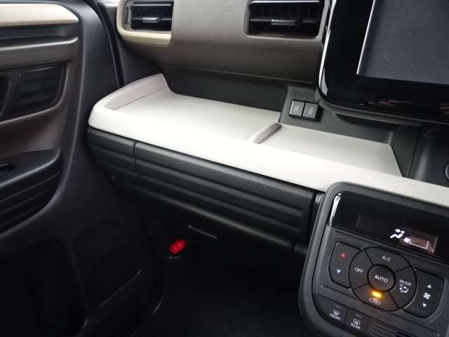 スズキ スペーシア ６６０ ハイブリッド Ｘ R5年 (関東) 99