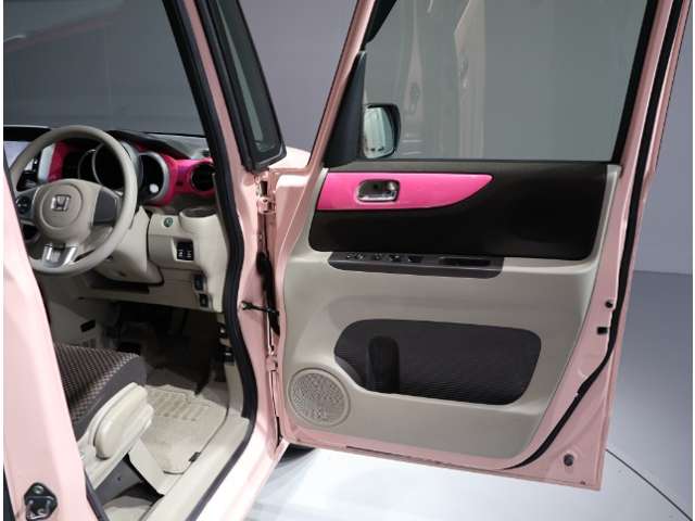 ホンダ Ｎ　ＢＯＸ ６６０ Ｇ ＳＳパッケージ H28年 (関東) 99