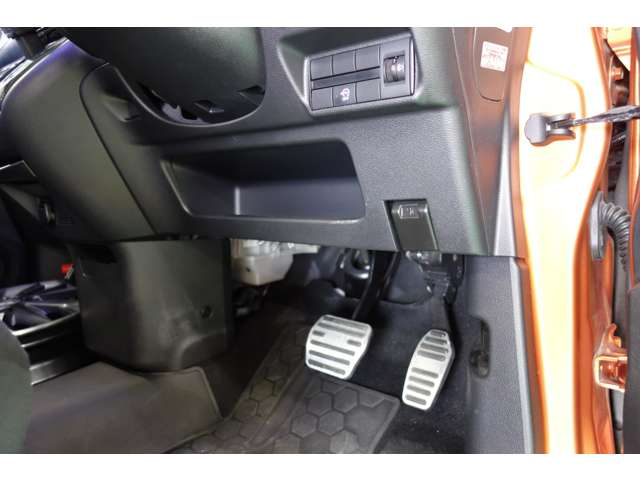 三菱 ｅＫクロス ６６０ Ｔ R1年 () 99