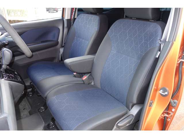 三菱 ｅＫクロス ６６０ Ｔ R1年 () 99