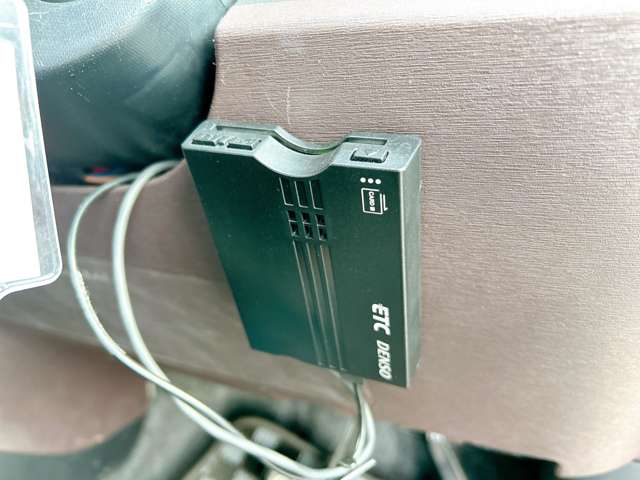 トヨタ ｉＱ １．０ １００Ｘ H22年 (九州・沖縄) 99